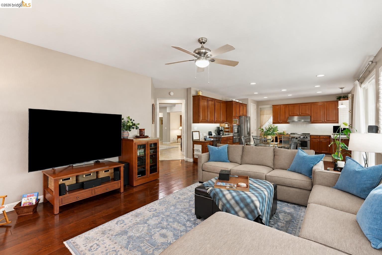 325 San Marino Ln