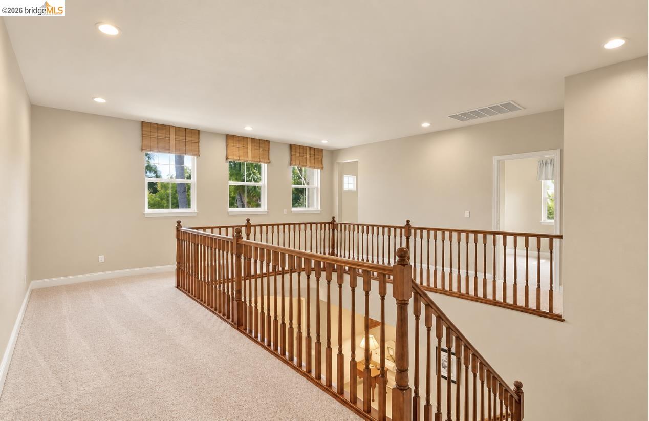 325 San Marino Ln