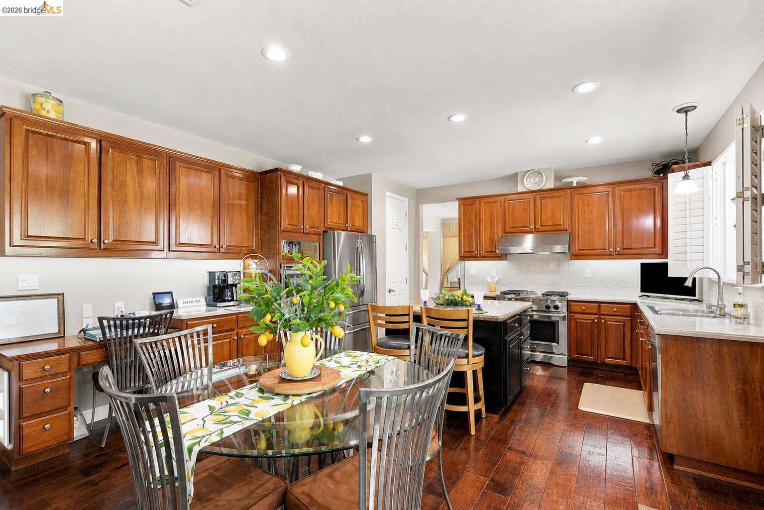 325 San Marino Ln