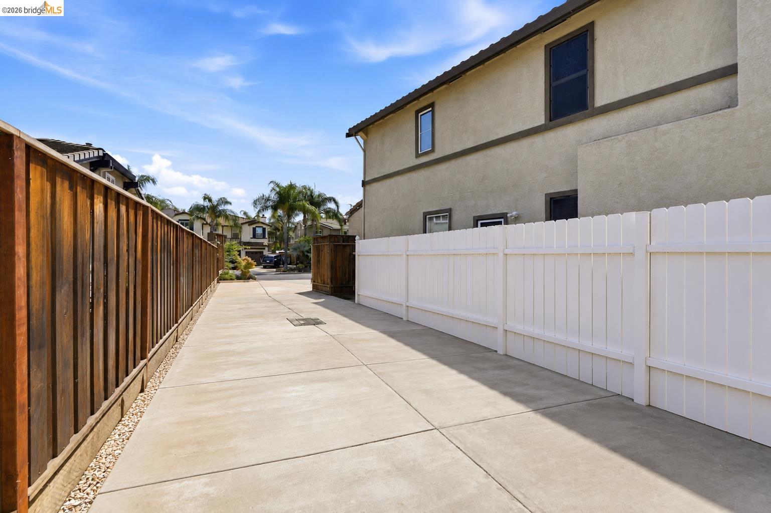 325 San Marino Ln
