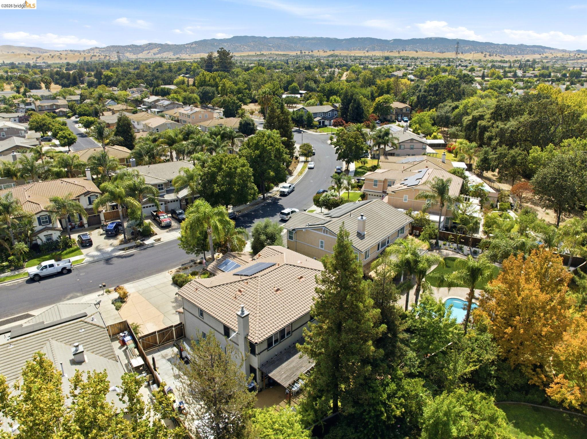 325 San Marino Ln