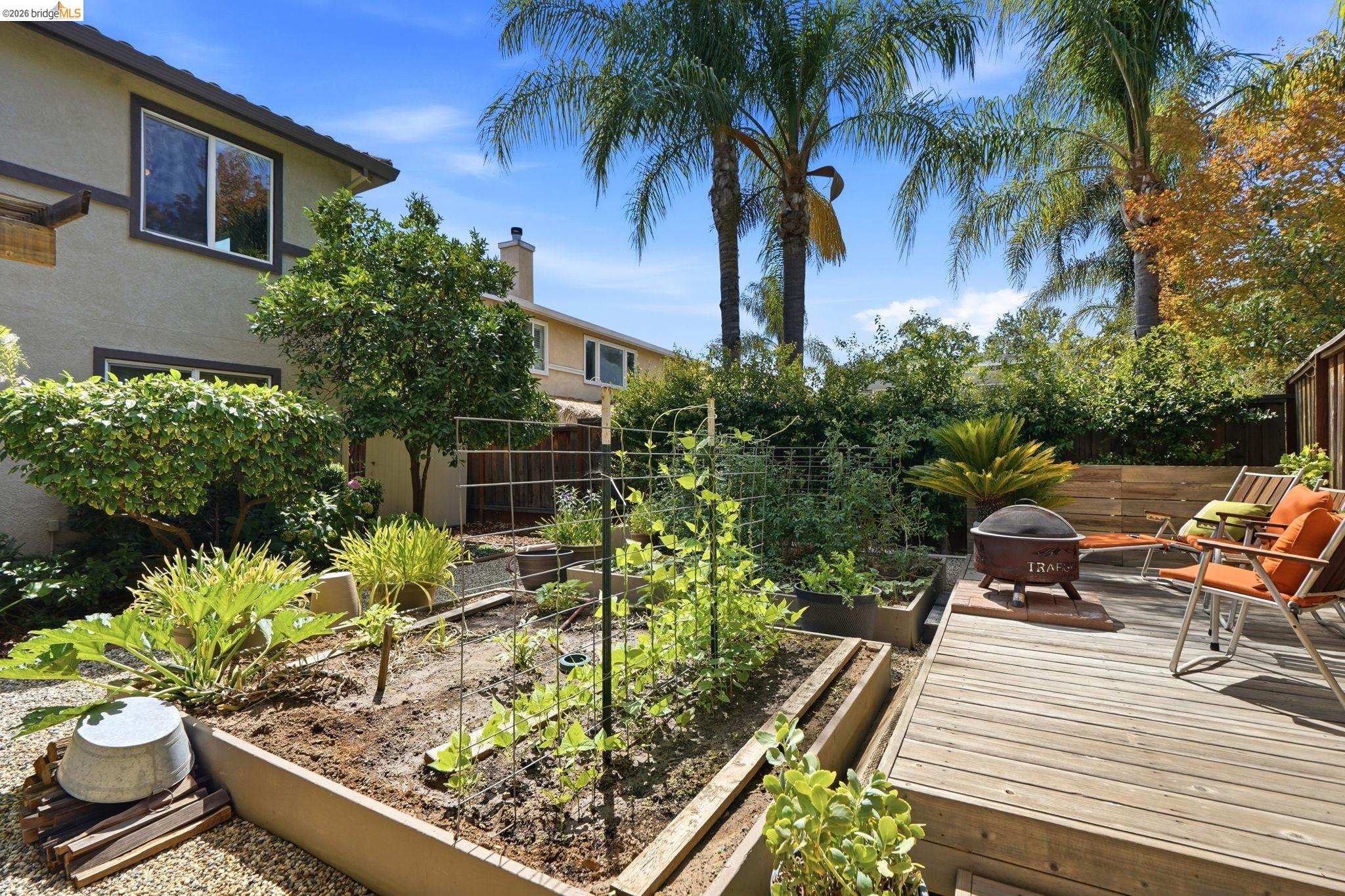 325 San Marino Ln