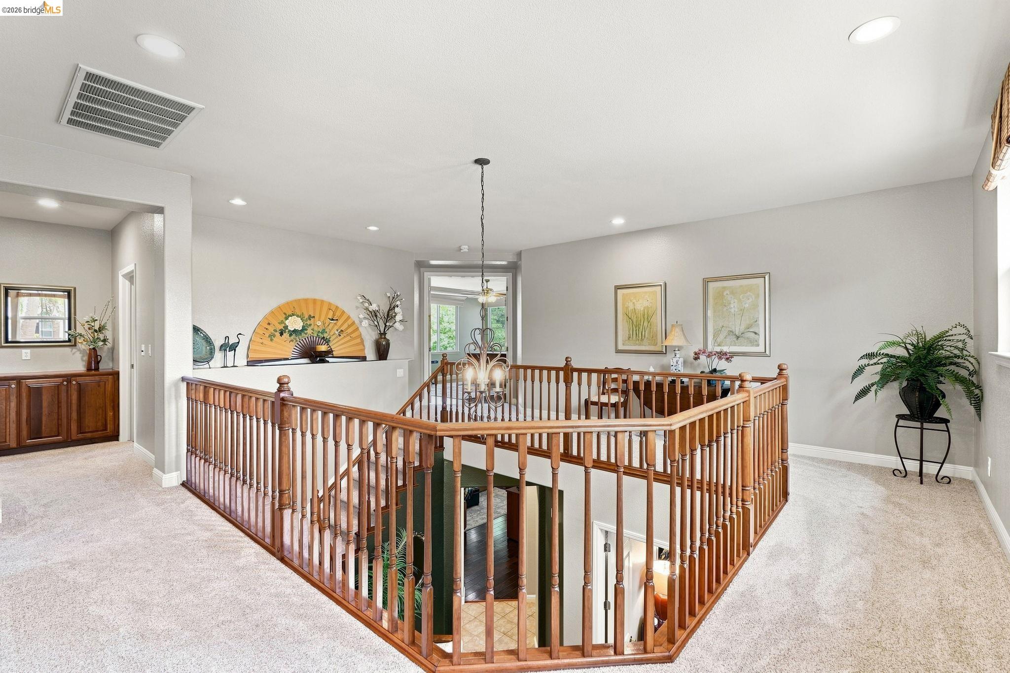 325 San Marino Ln