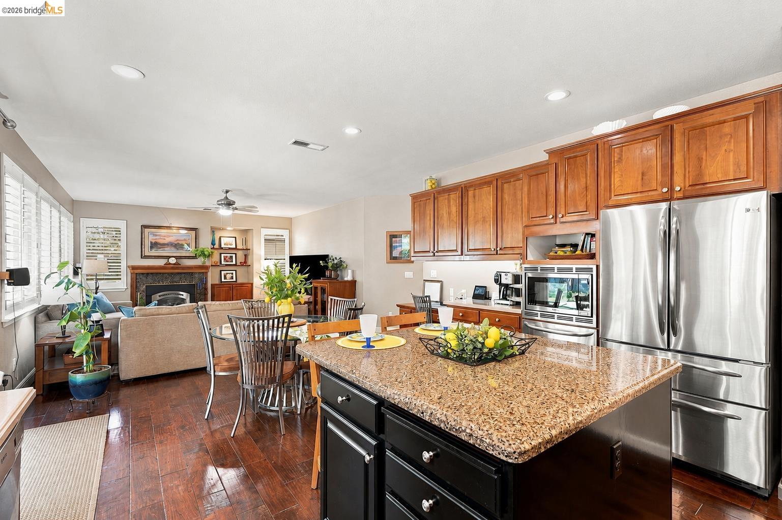 325 San Marino Ln