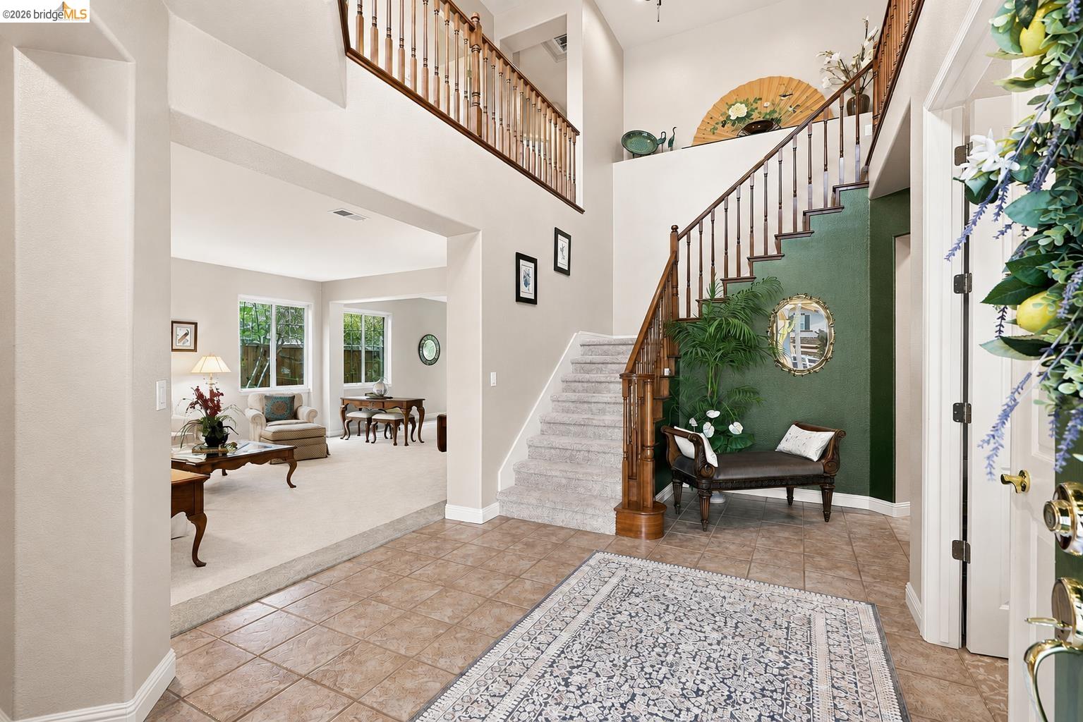 325 San Marino Ln