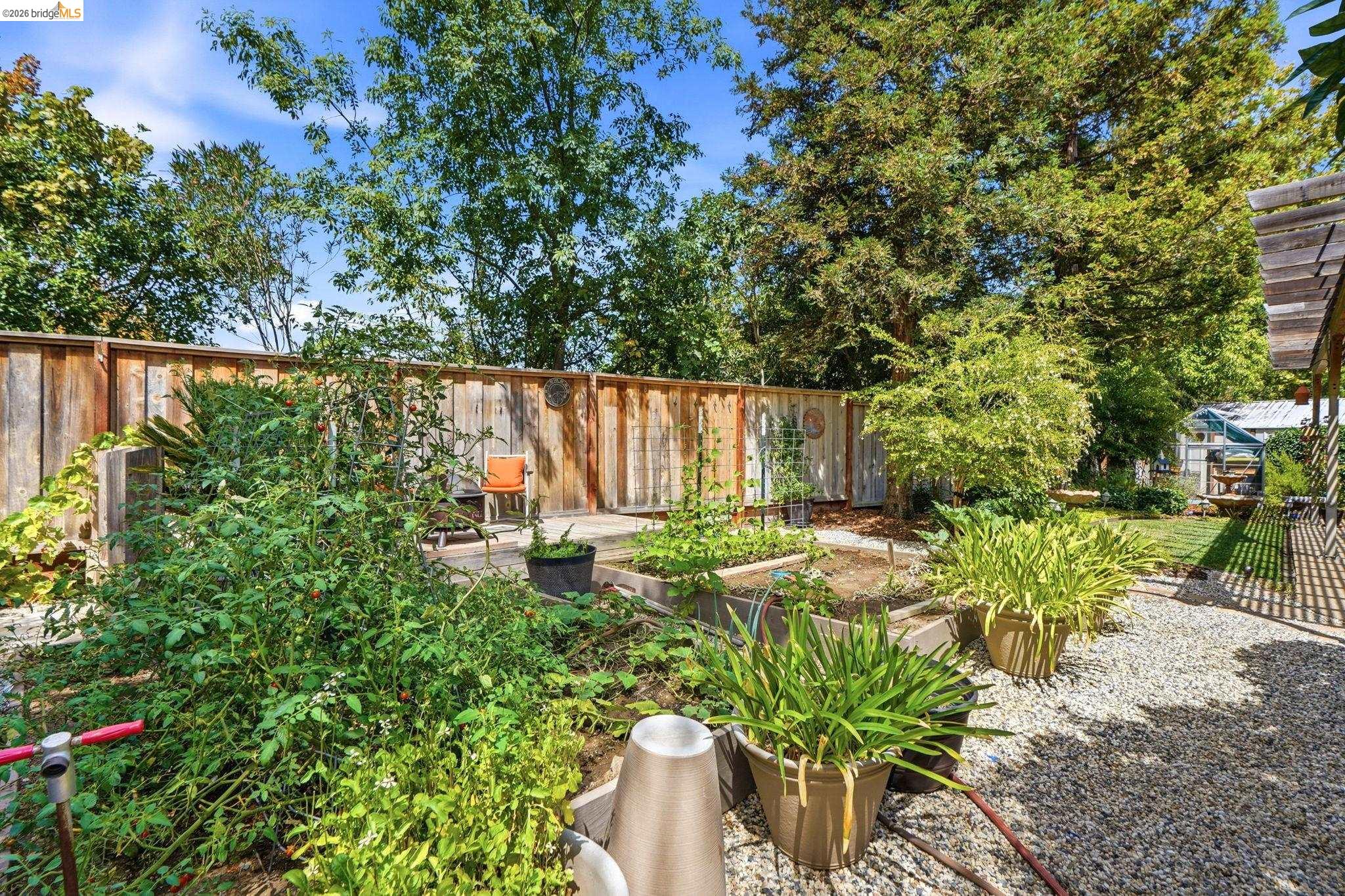 325 San Marino Ln