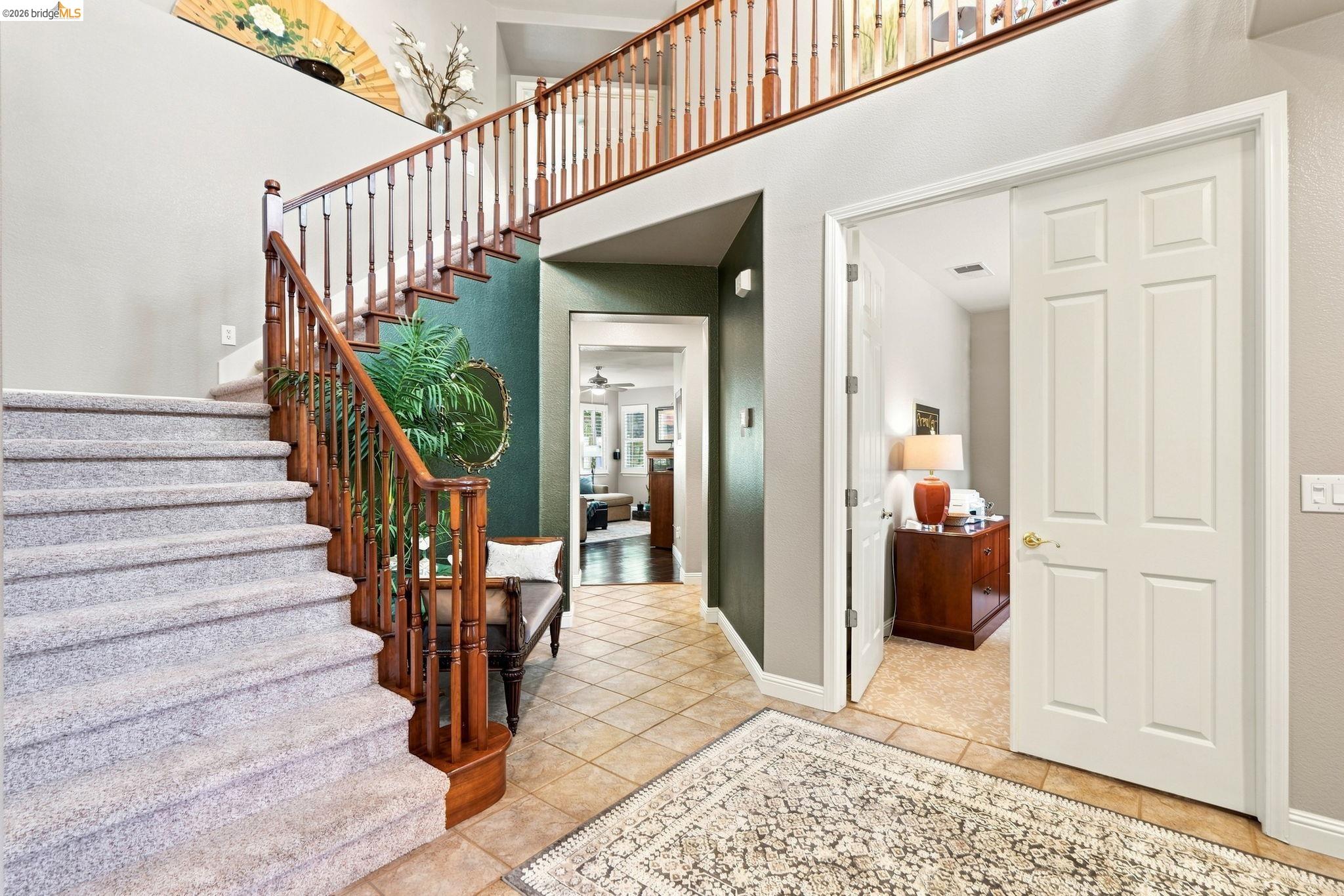 325 San Marino Ln
