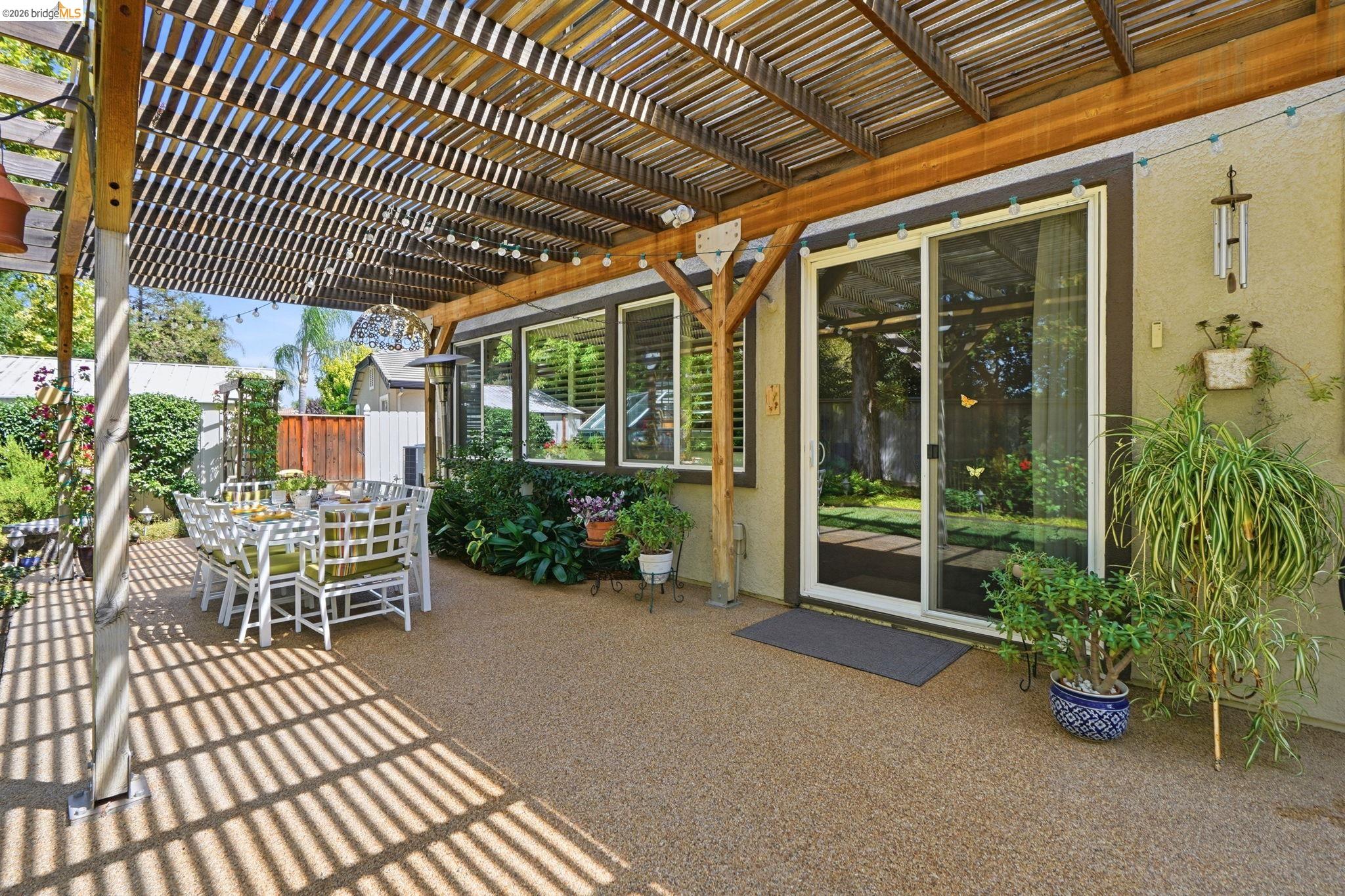 325 San Marino Ln