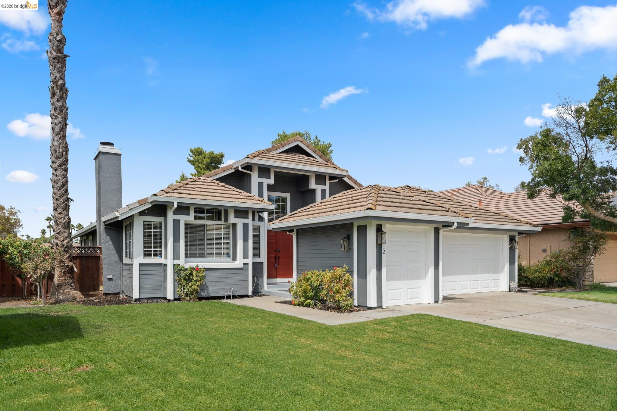 2212 Colonial Ct