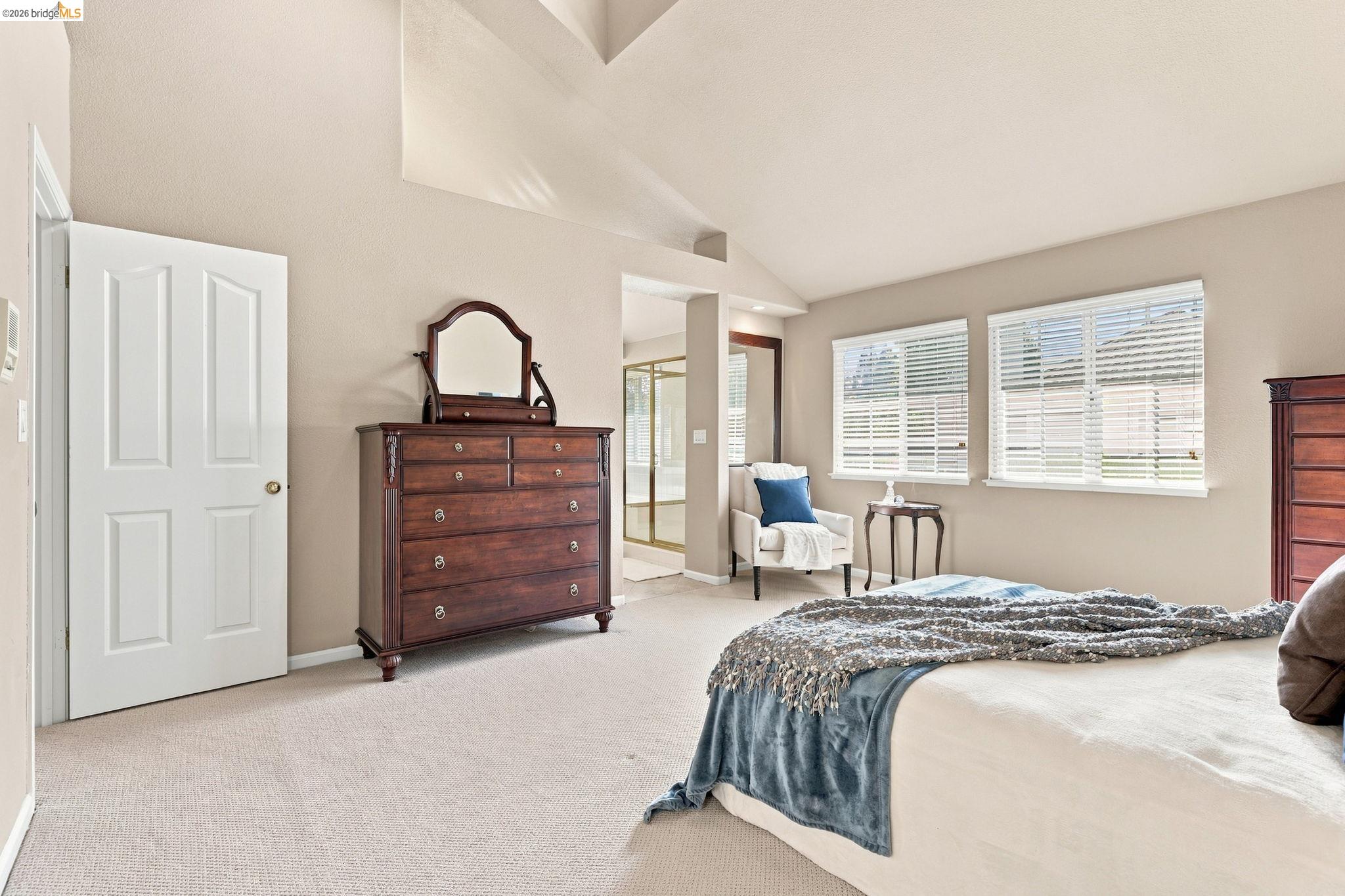 105 Heritage Park Dr