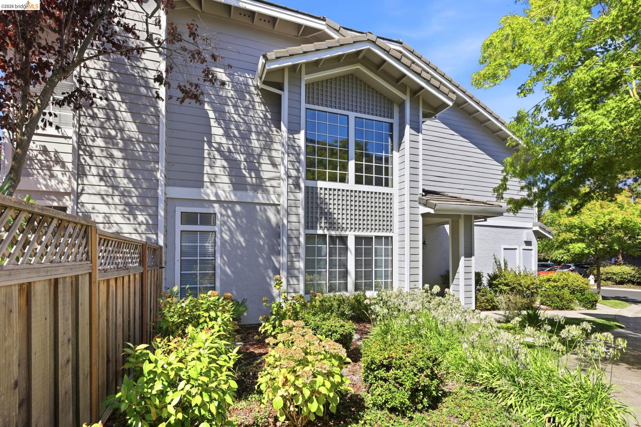105 Heritage Park Dr