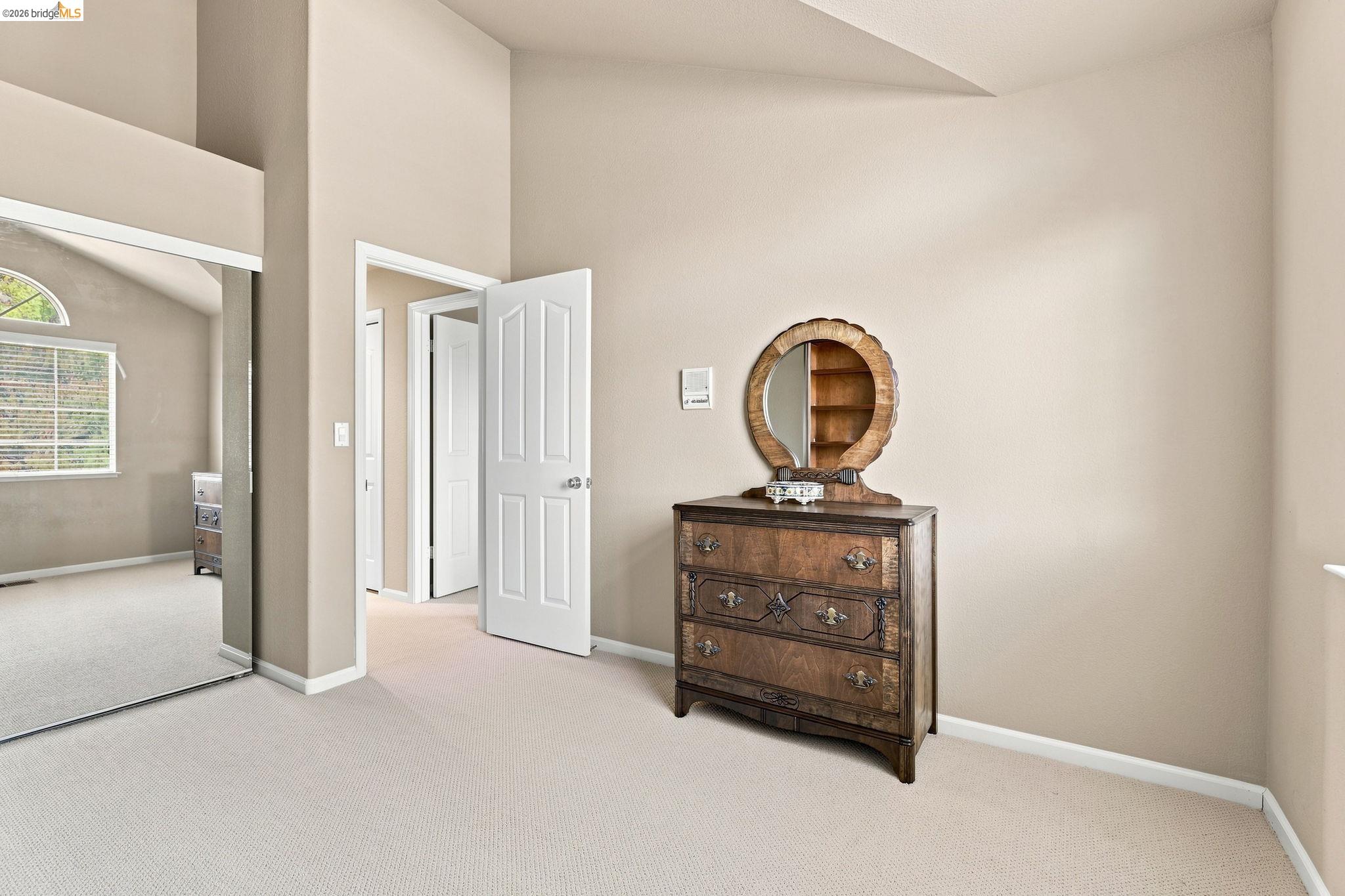 105 Heritage Park Dr