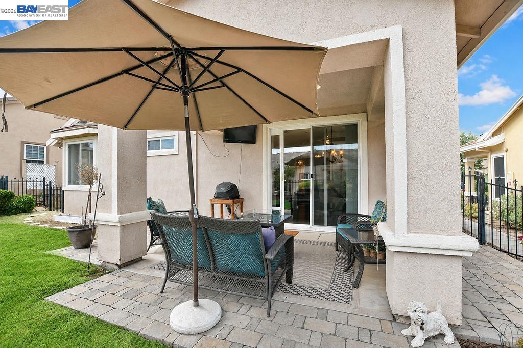 522 Encore Way