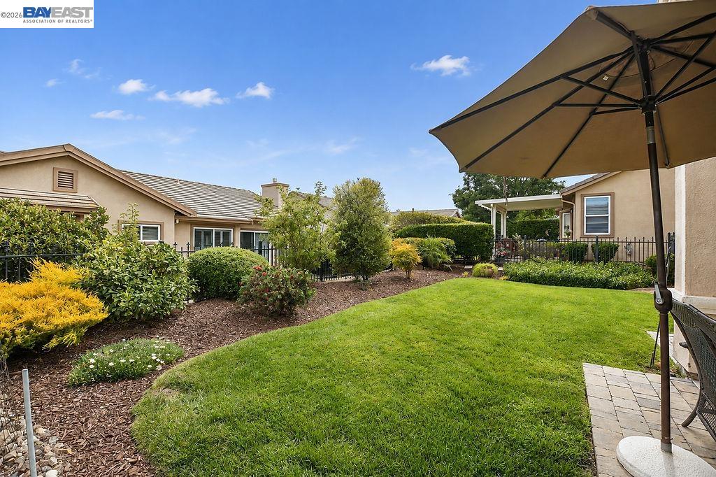 522 Encore Way