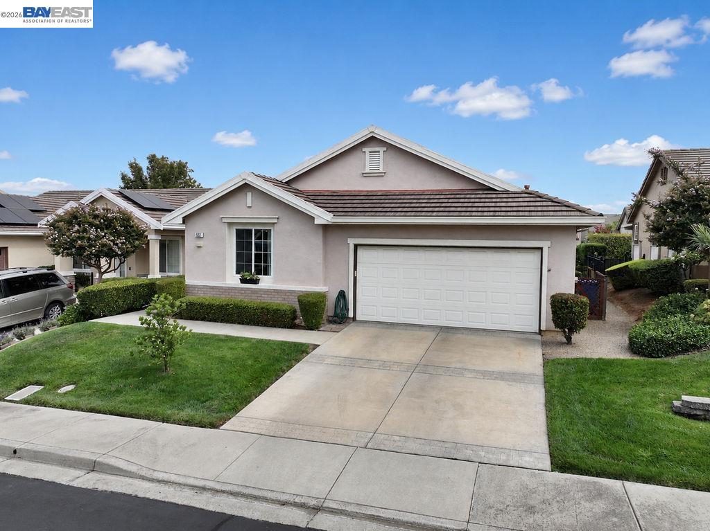 522 Encore Way