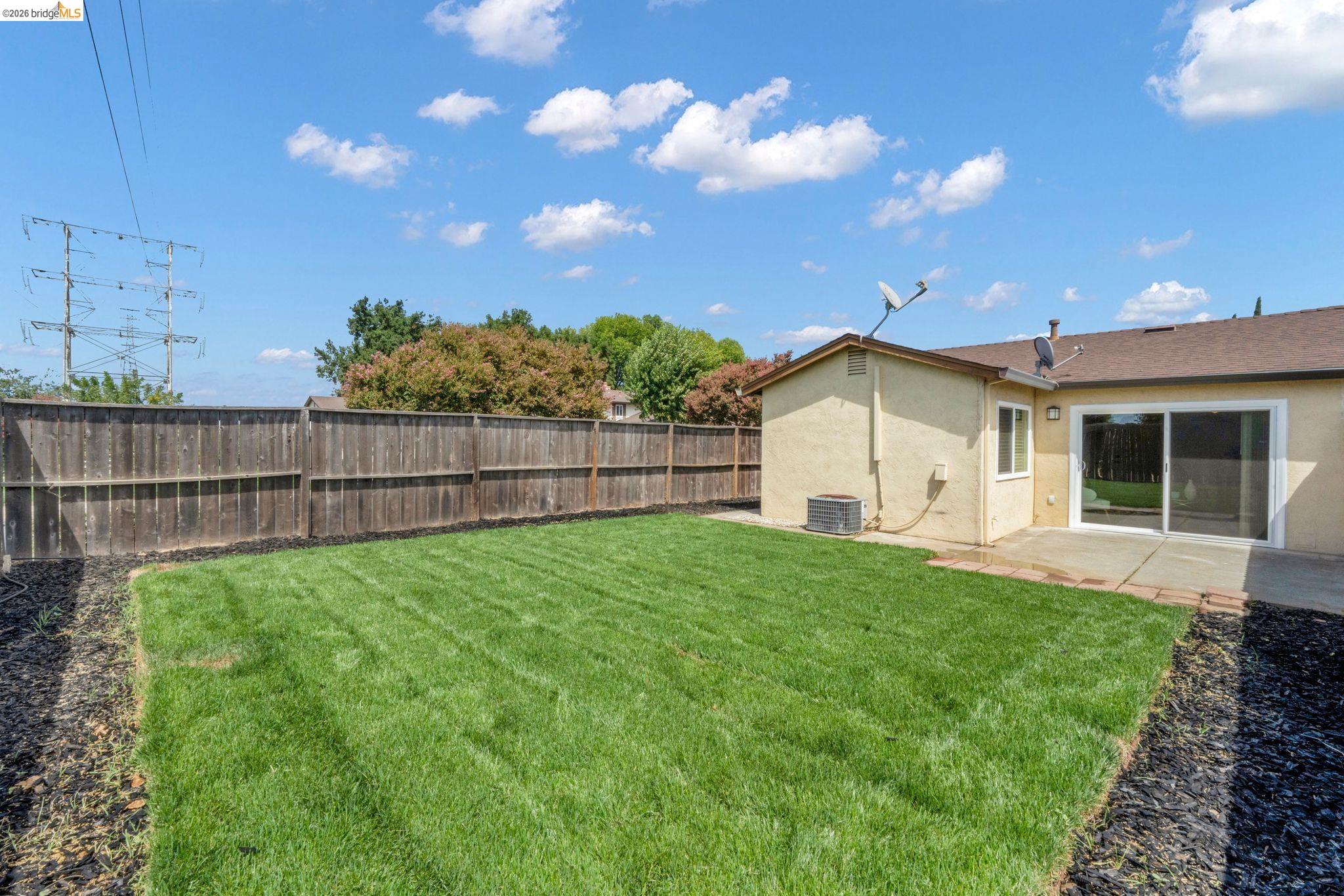 1300 Trembath Ln