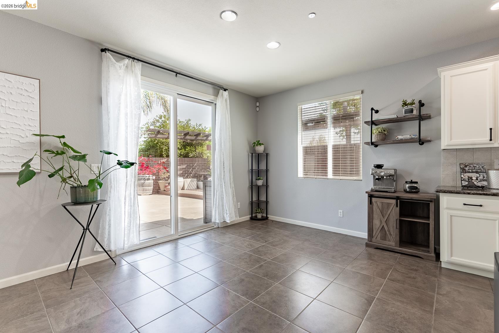 719 Monte Verde Ln