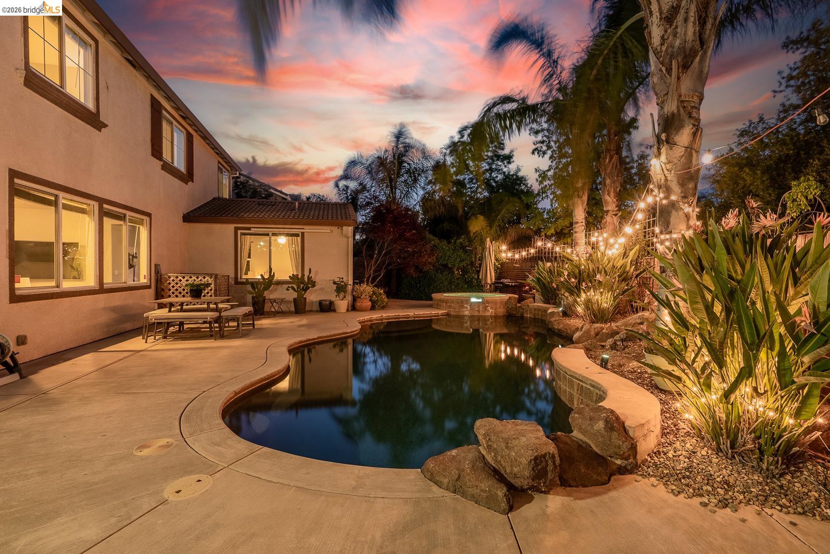 719 Monte Verde Ln