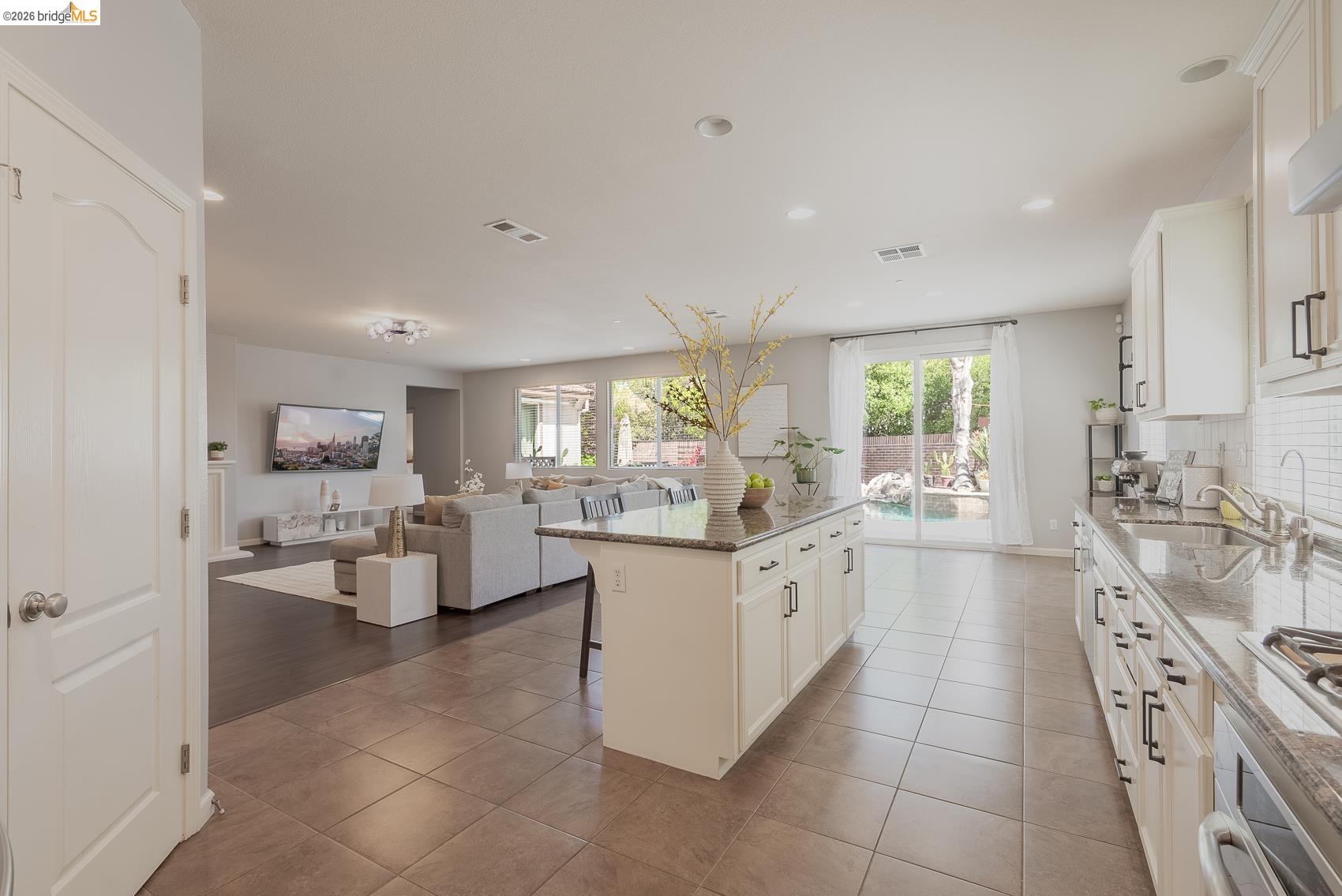 719 Monte Verde Ln