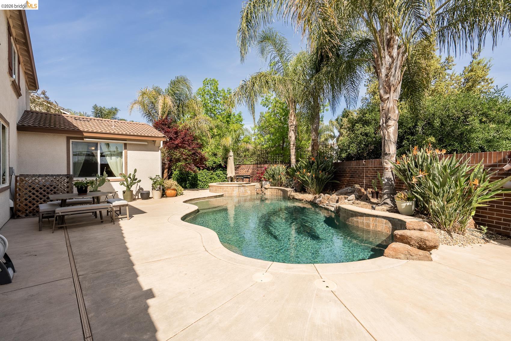 719 Monte Verde Ln