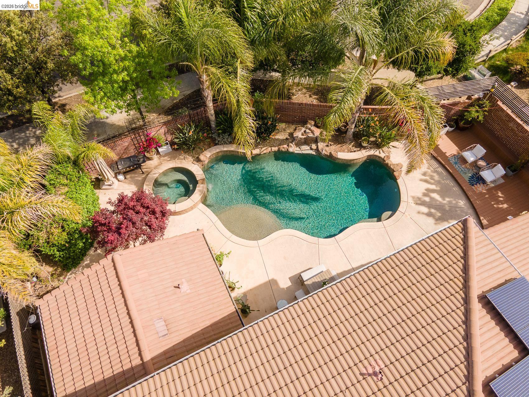 719 Monte Verde Ln