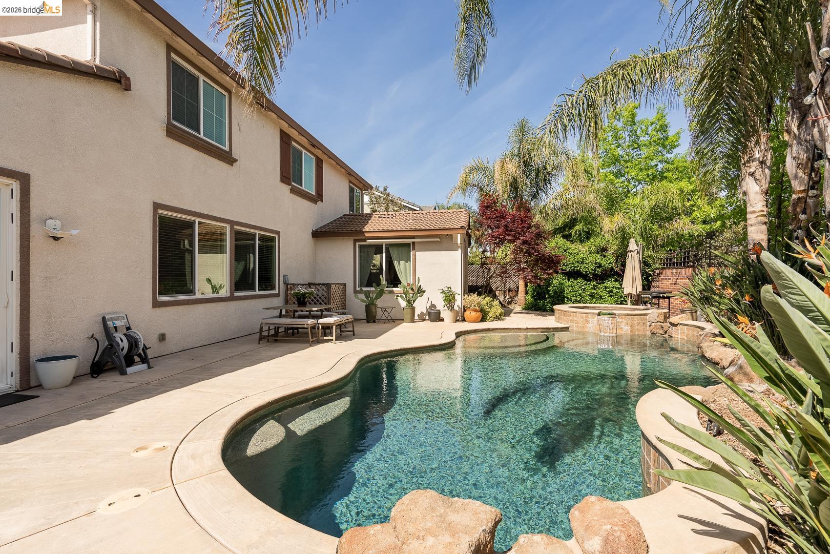719 Monte Verde Ln