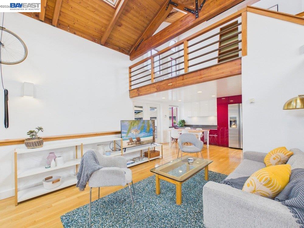 2932 Filbert St # 2