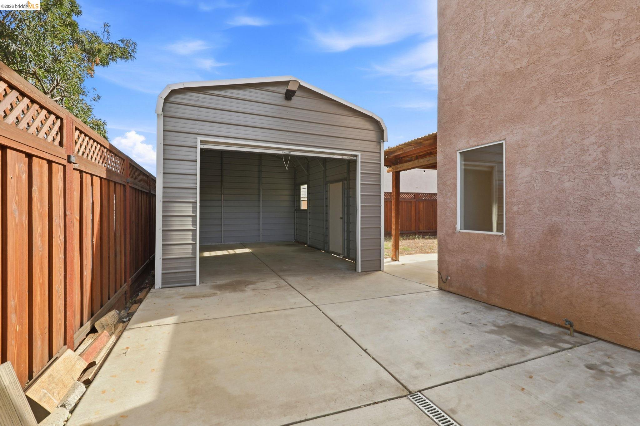 3524 Sailboat Dr