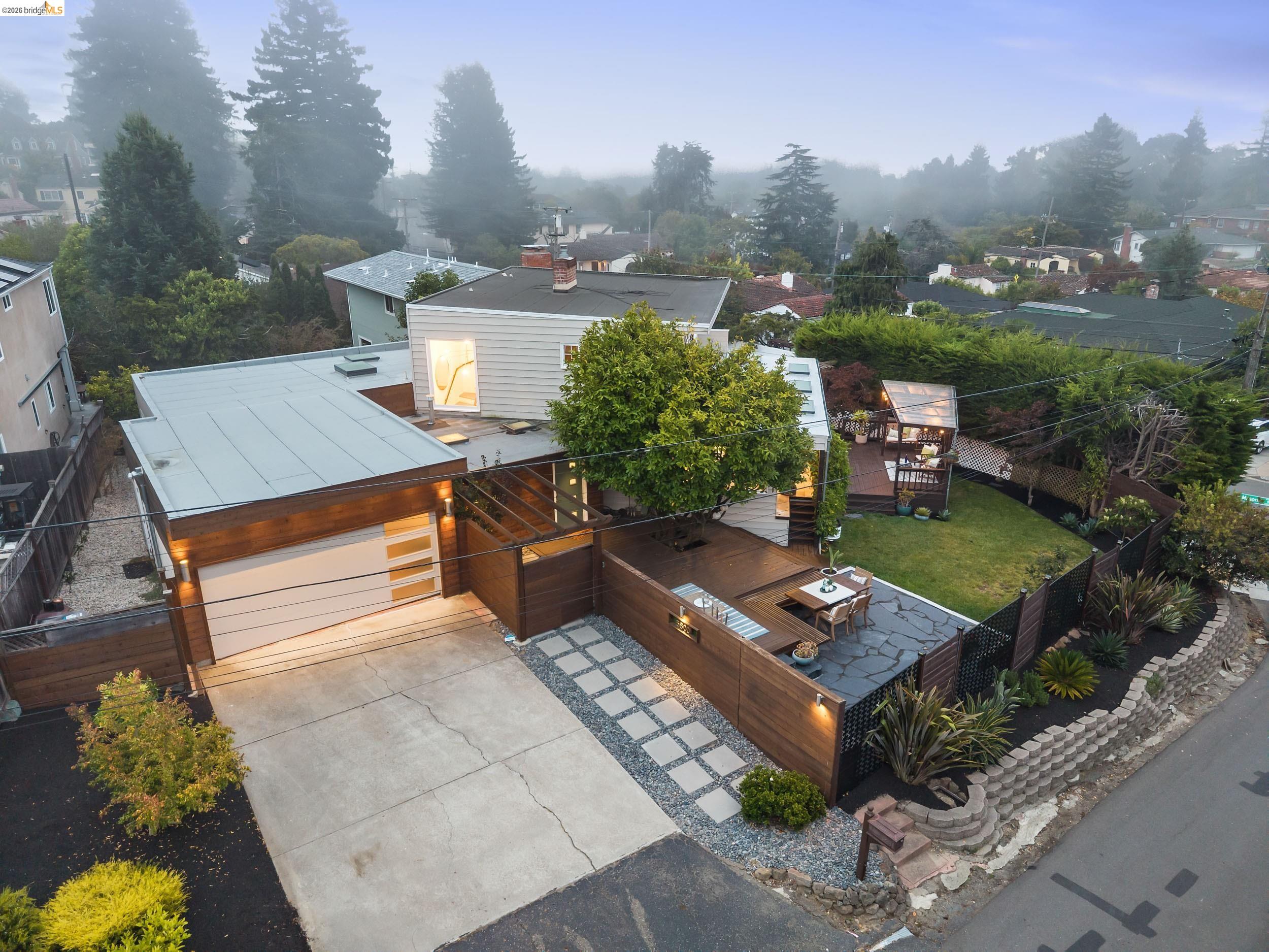 5800 Saint Paul Ct