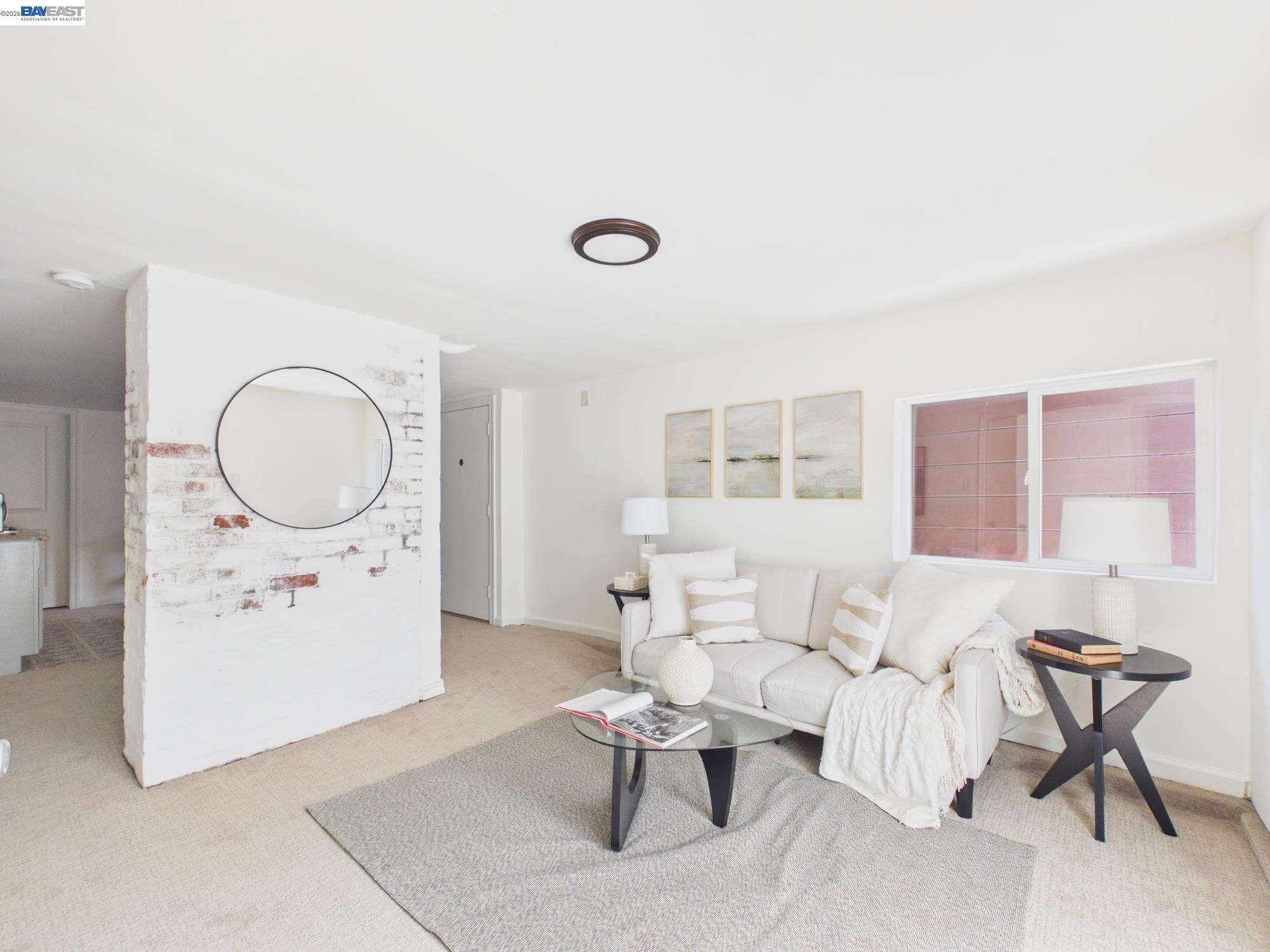 364 Lester Ave