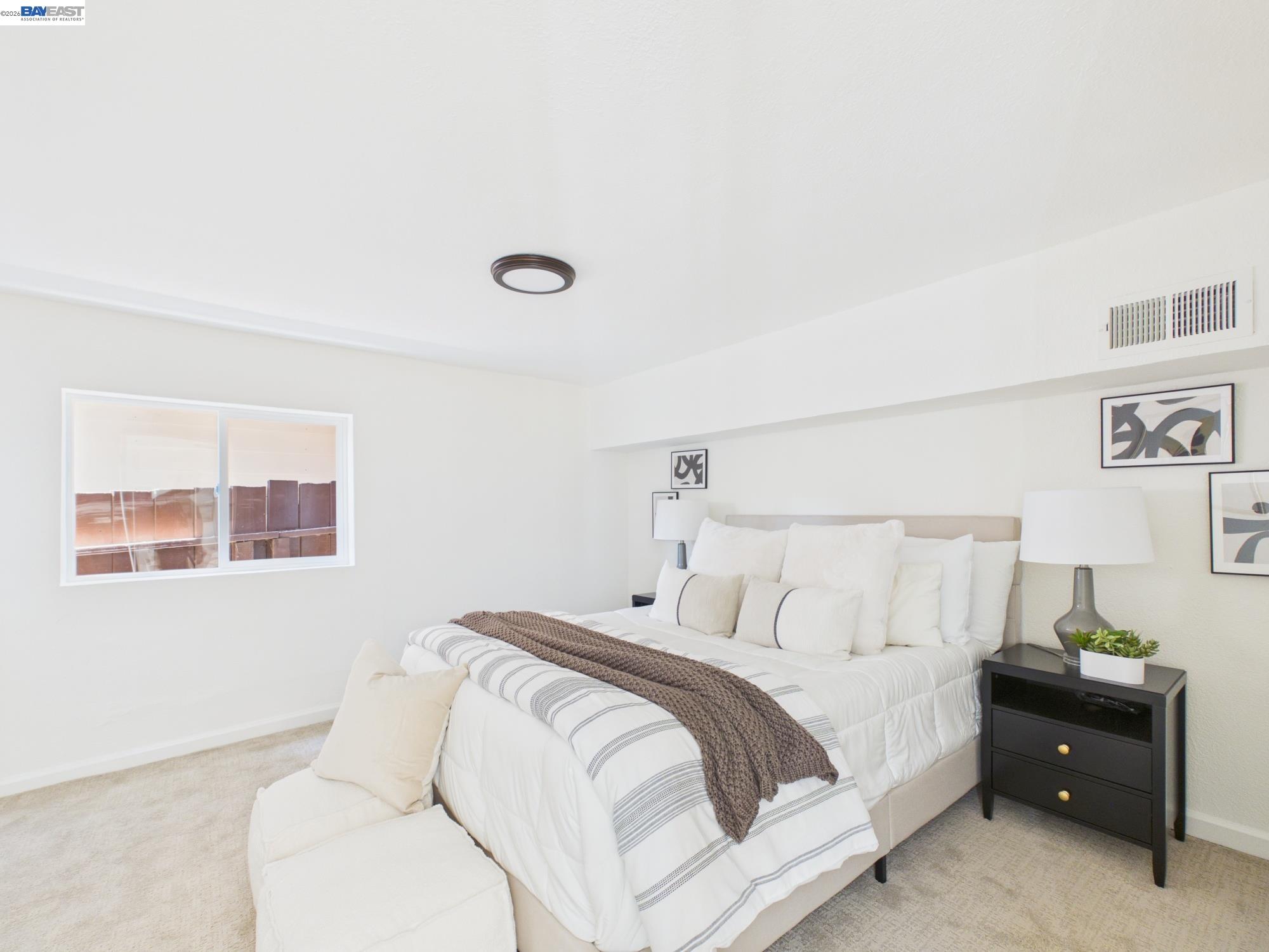 364 Lester Ave