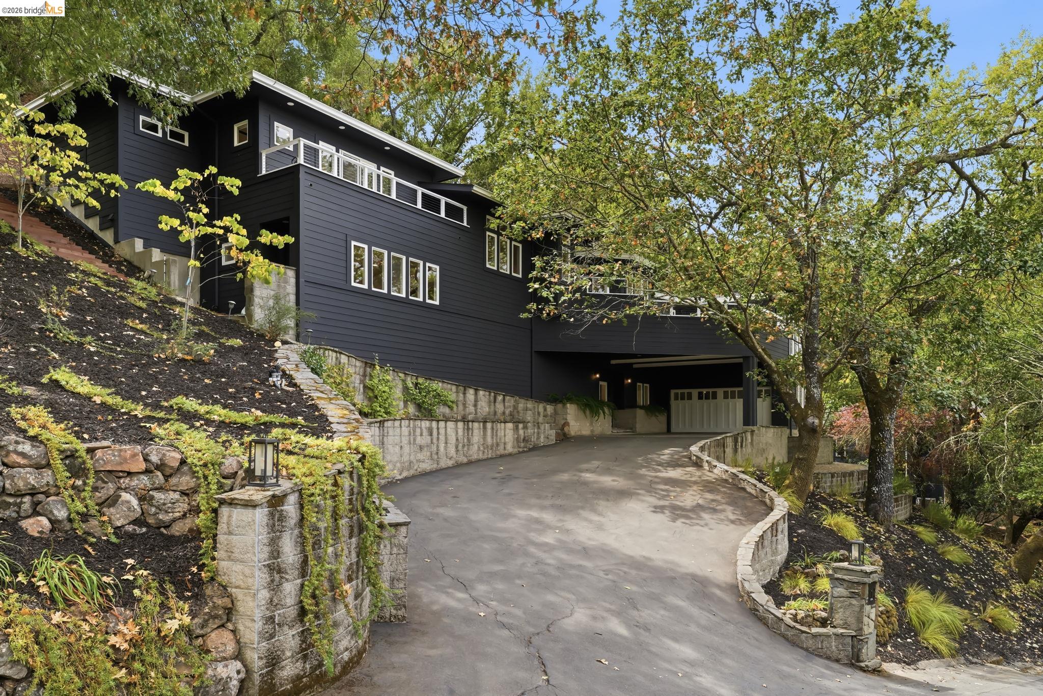 857A Mountain View Drive
