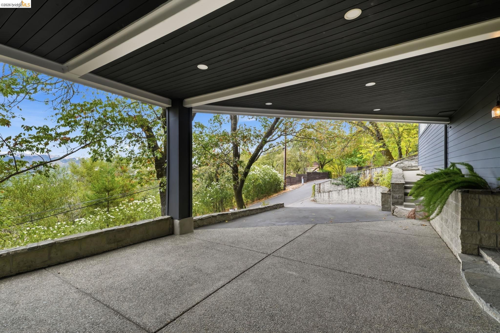 857A Mountain View Drive