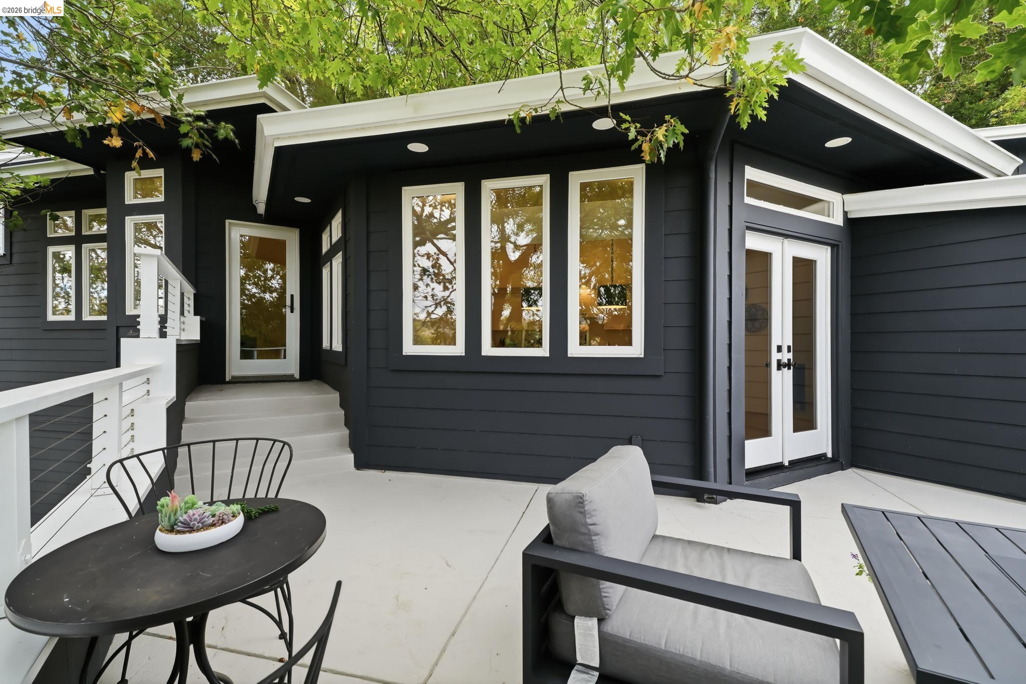 857A Mountain View Drive