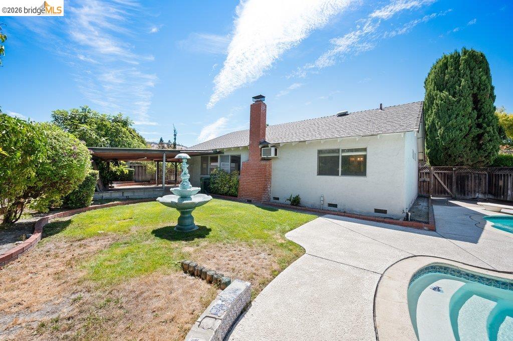 6086 Blacklock Ct