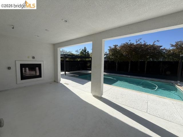 9588 Pescadero Cir