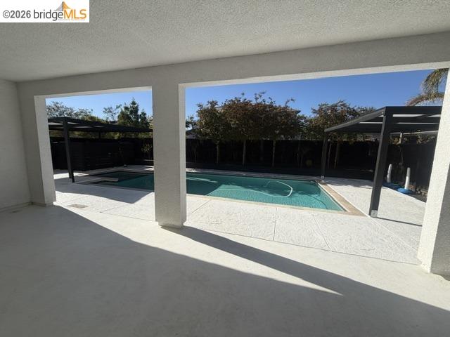9588 Pescadero Cir
