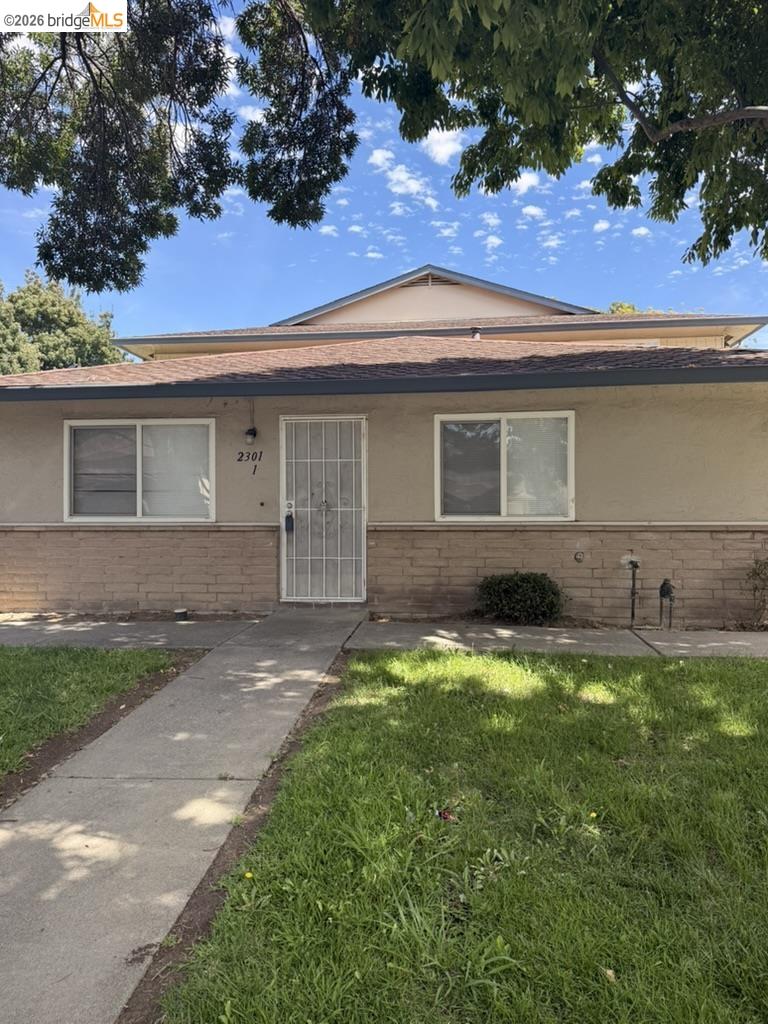 2301 Peppertree Way # 1