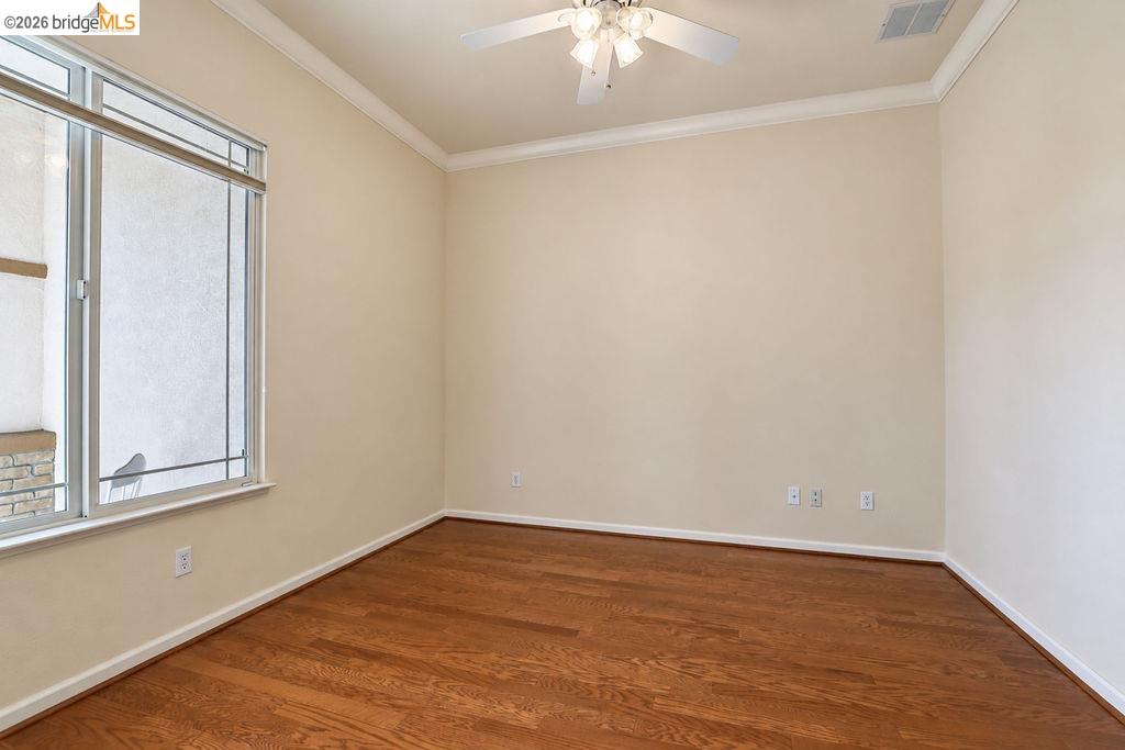 1109 Burghley Ln