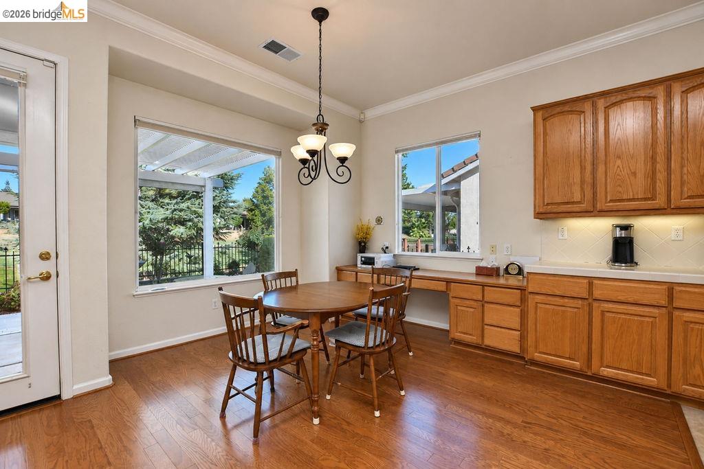 1109 Burghley Ln
