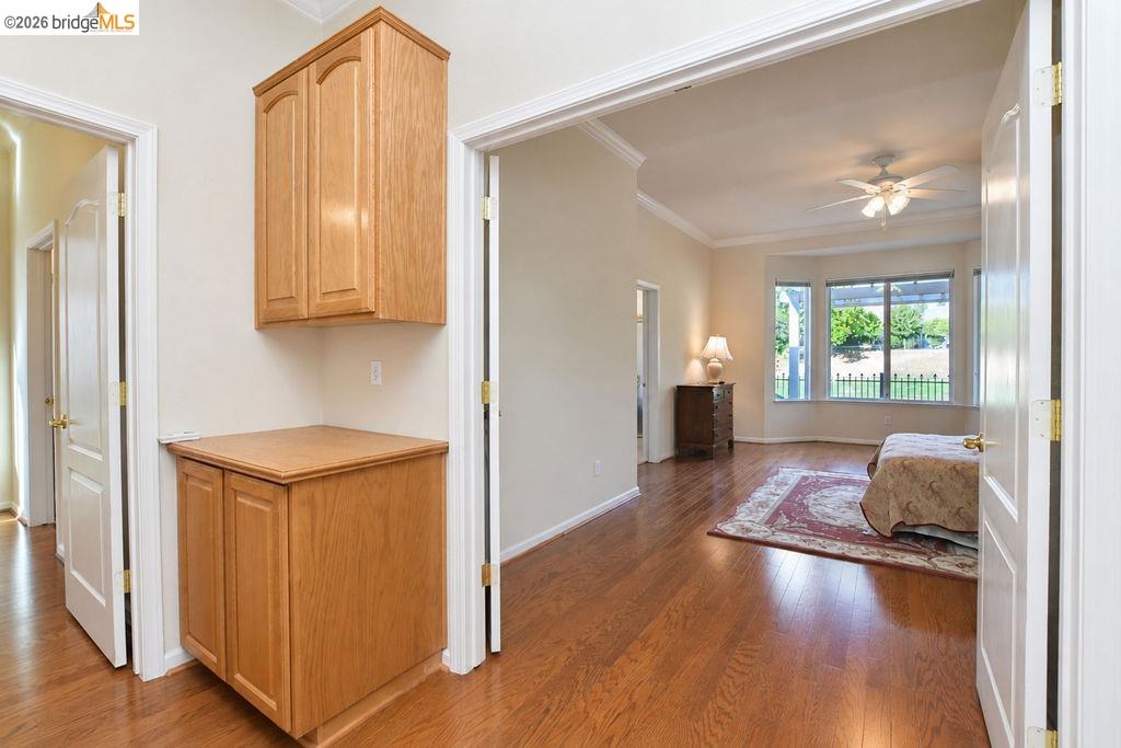 1109 Burghley Ln