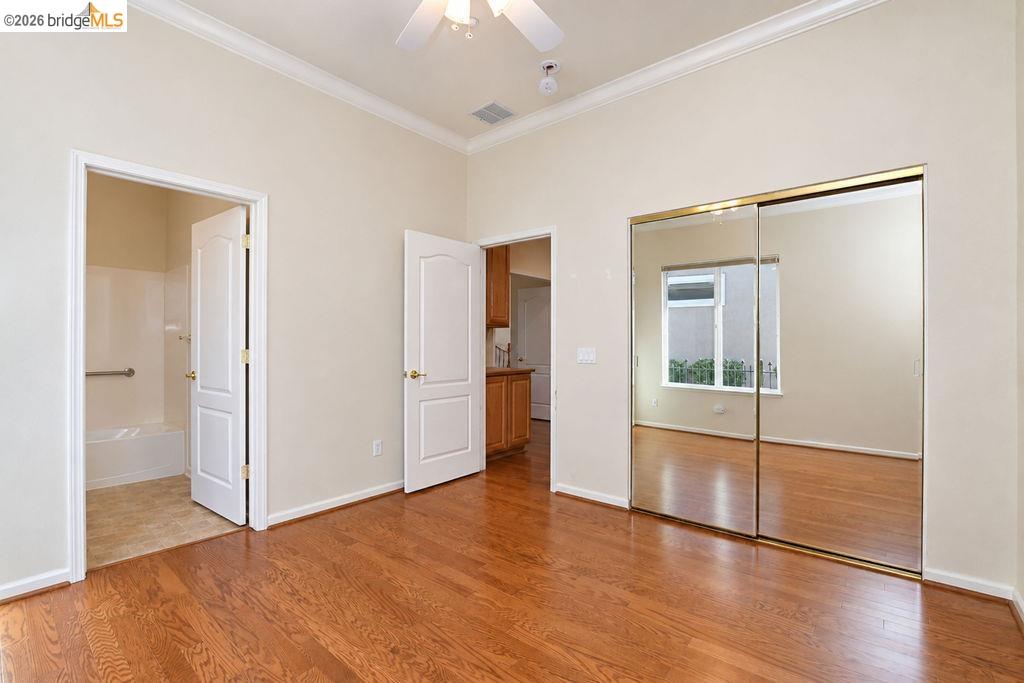 1109 Burghley Ln