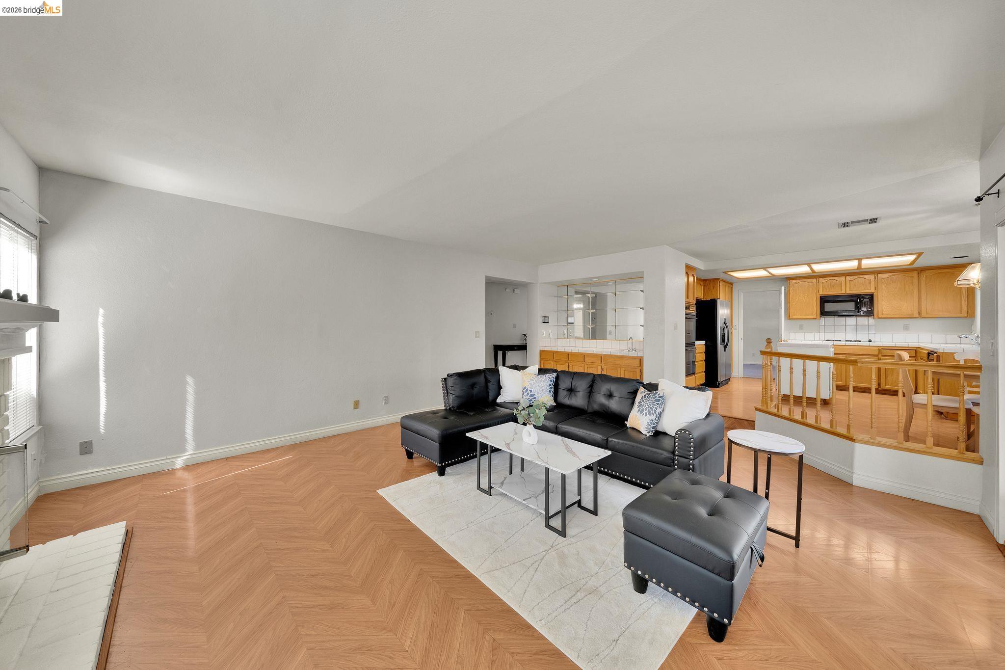 4437 Rock Island Dr