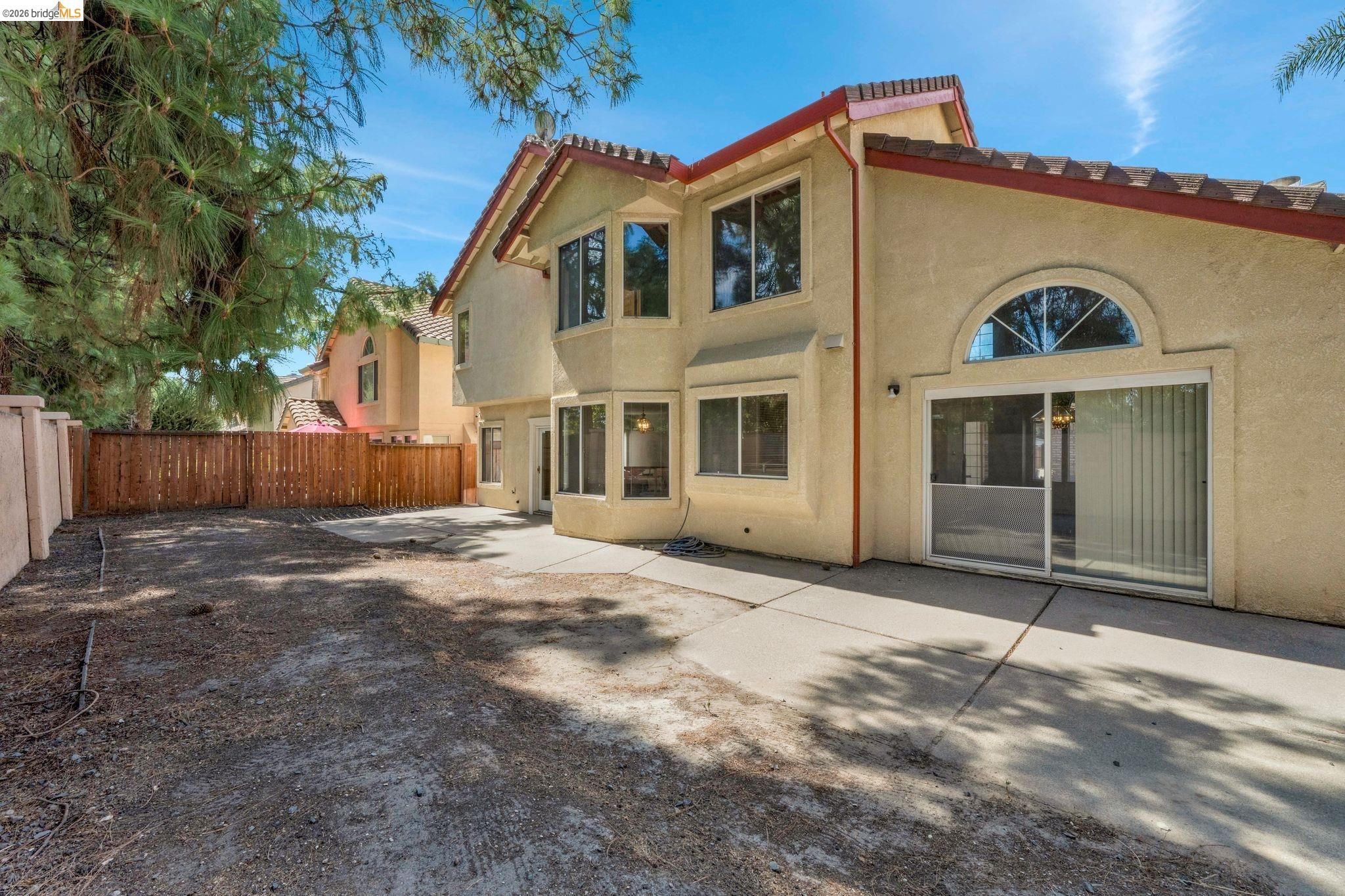 4437 Rock Island Dr