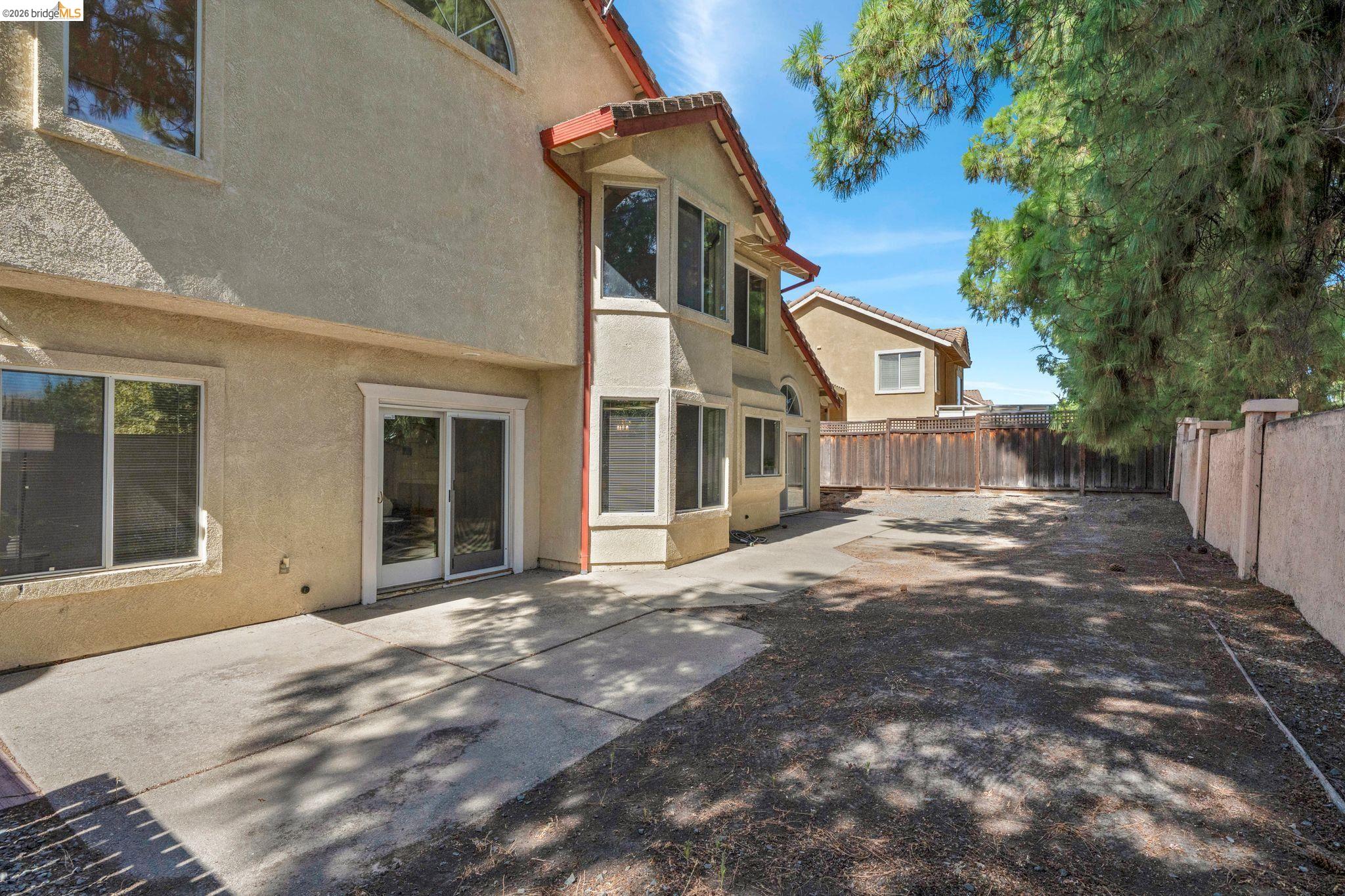 4437 Rock Island Dr