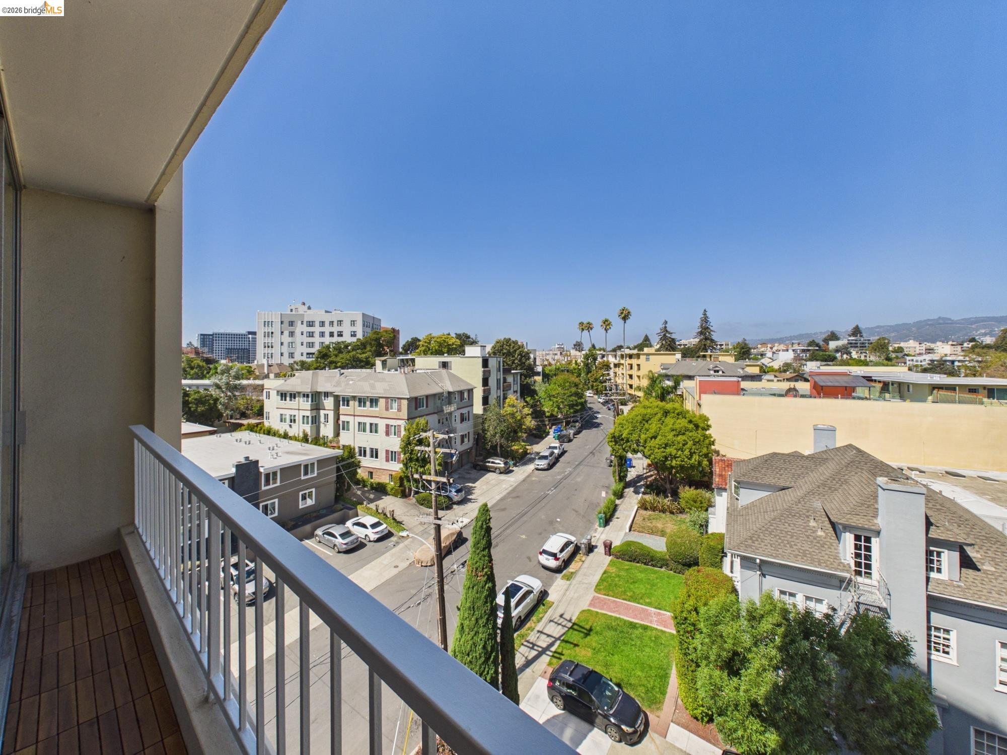 320 Lee St # 702
