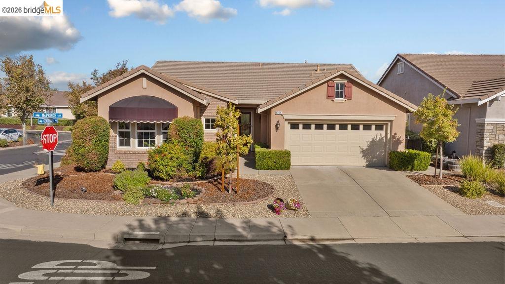 1361 Mcprince Ln