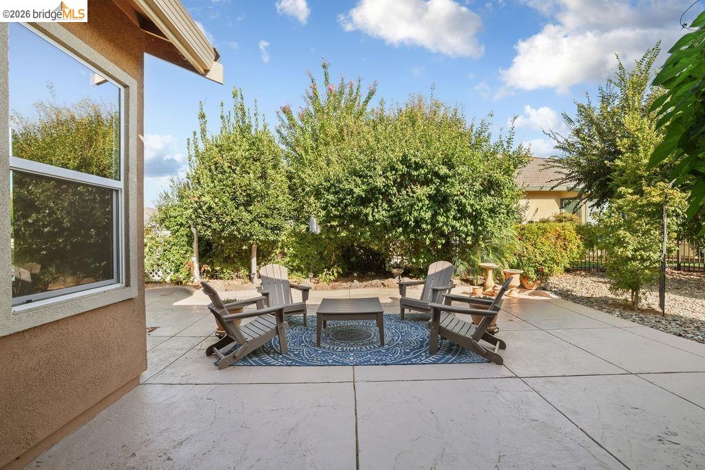 1361 Mcprince Ln