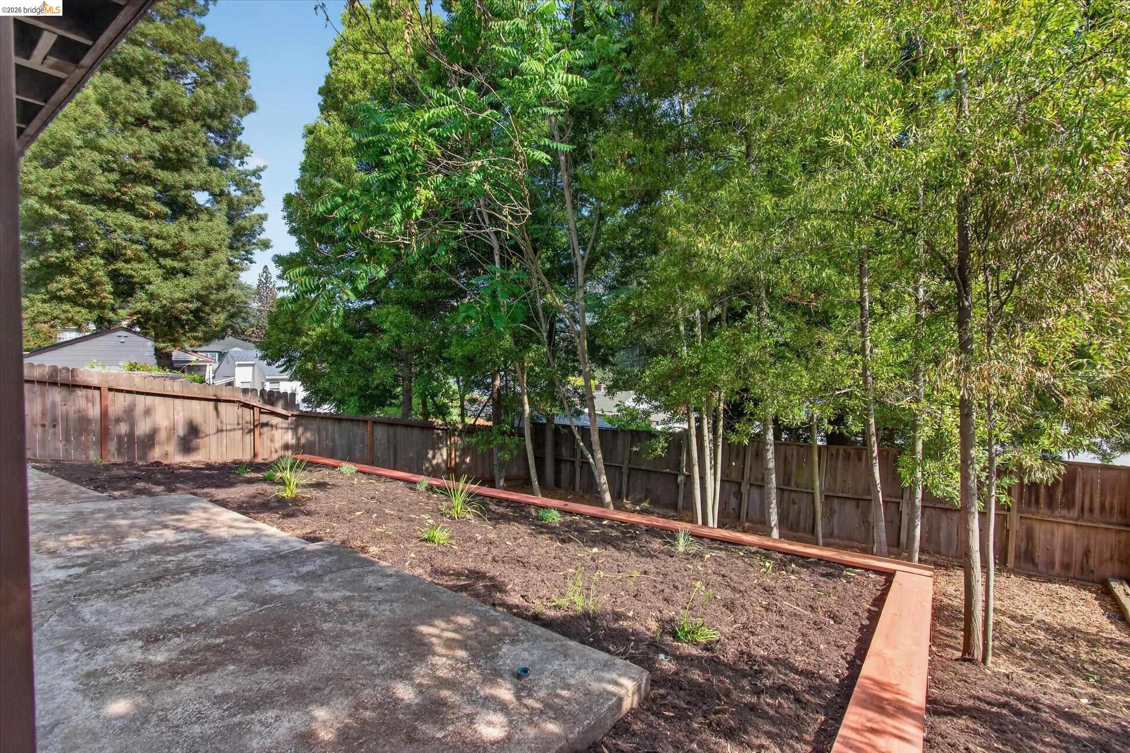 7924 Greenly Dr