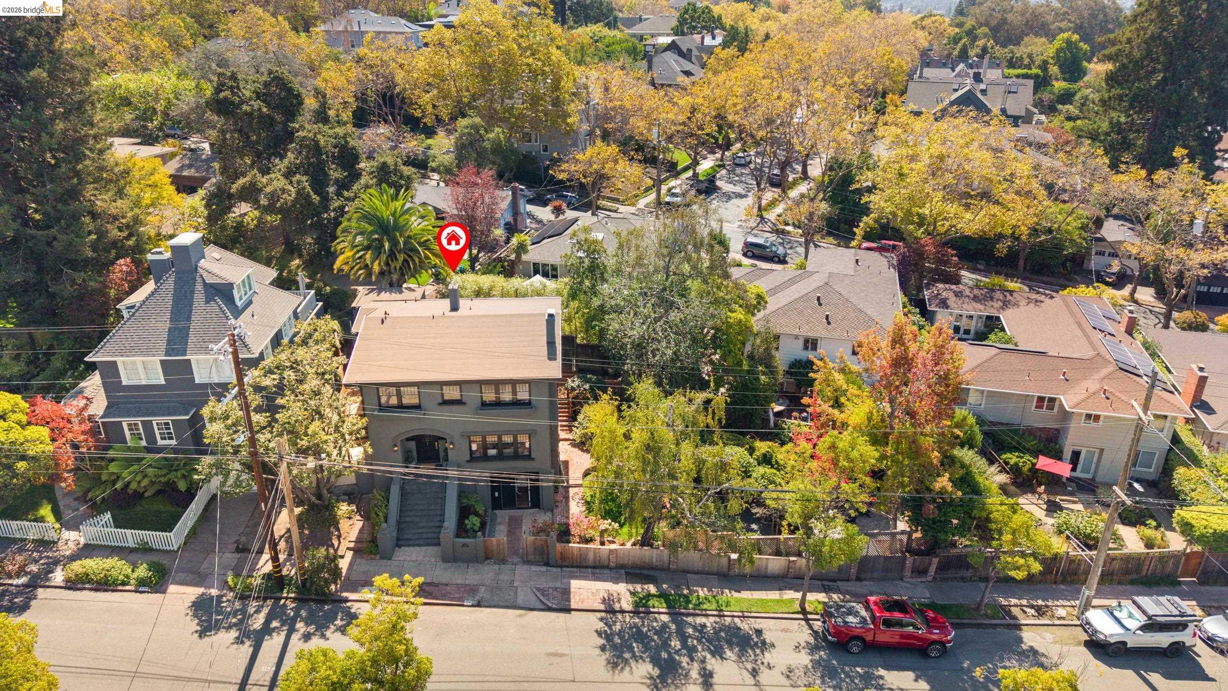 328 Ramona Ave